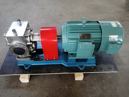 不鏽鋼(gang)保溫齒(chǐ)輪泵