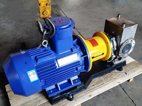 保溫磁(cí)力泵